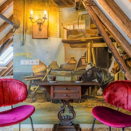 Unieke Bed En Breakfast Met Historisch Verhaal In Ferwert Ferwerd Экстерьер фото